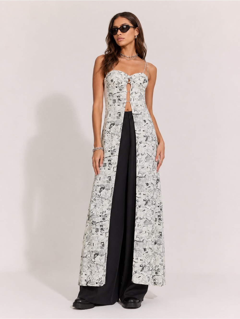 ✨ Host Pick ✨ NWOT Off-White Graphic Long Dress in White